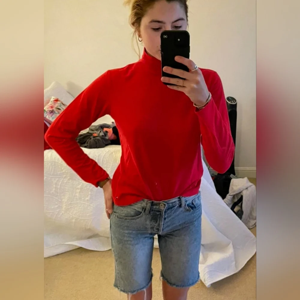 Women's Tommy Hilfiger Red Turtleneck - Size M - Picture 4 of 4